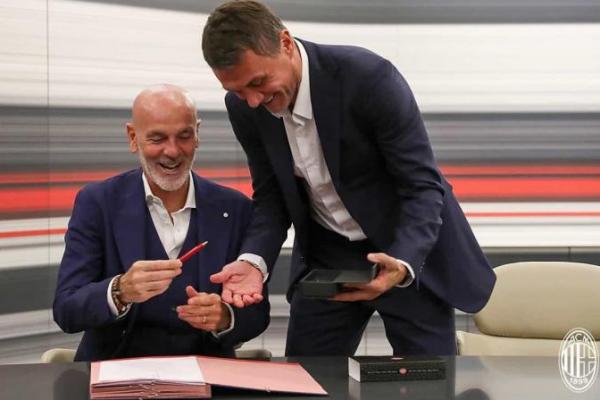 Manajer Stefano Pioli Resmi Perpanjang Kontrak di AC Milan Hingga 2025
